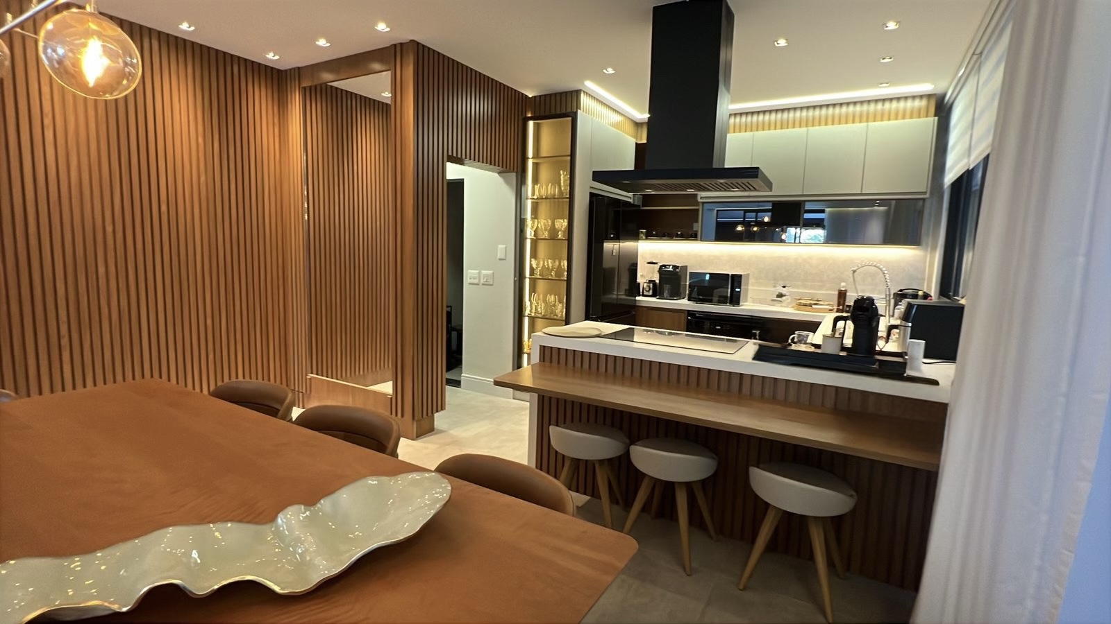 Projeto Onofre Planejados — cozinha e sala de jantar integradas